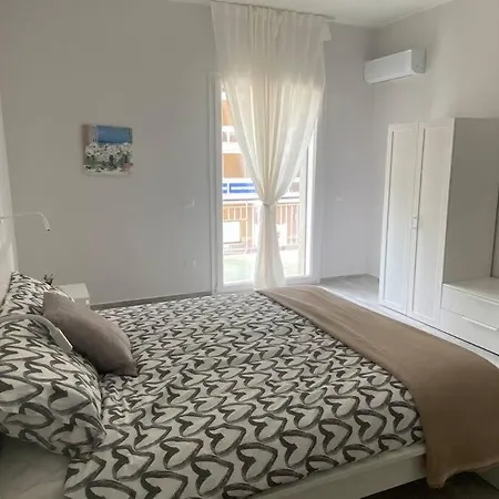 Apartment Petali Di Rosa 2 - 600m Dal Teatro Greco Syracuse